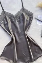 Camisola Ellen em Cetim com Toque de Seda e Renda - imagem 5