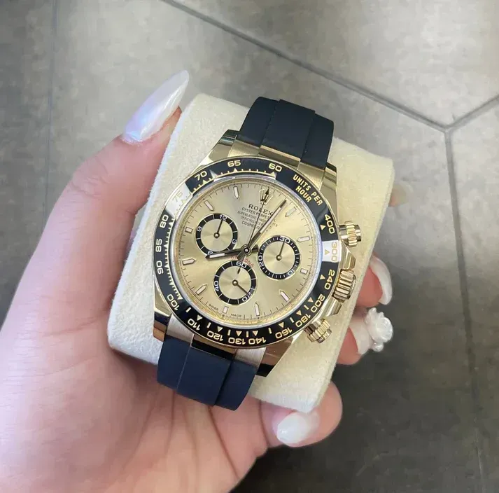 Rolex Daytona - Pikachu - 1