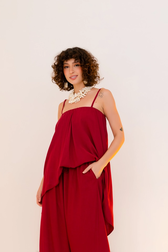 PRÉ-VENDA Blusa Assimétrica Frutas Vermelhas  - imagem 3