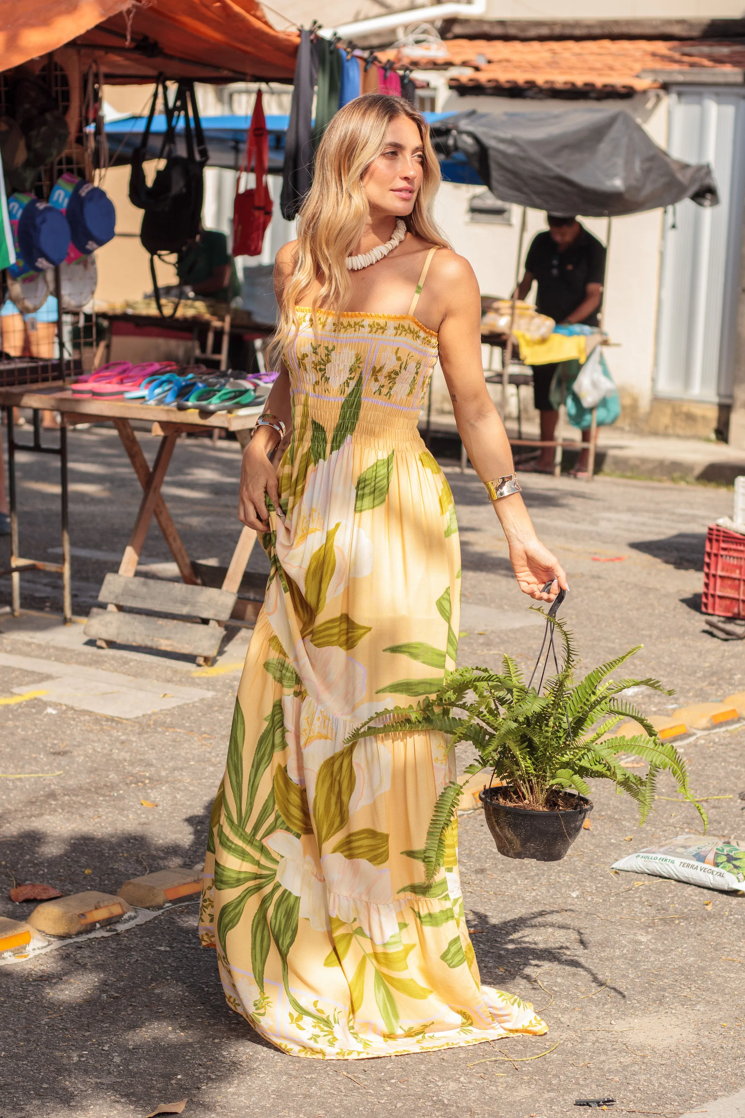 PRĂ-VENDA Vestido PreĂĄ Merengue - 1