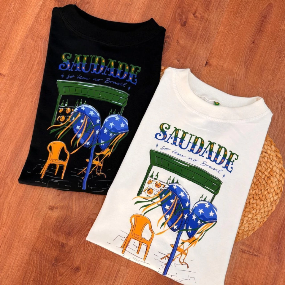 T-shirt Saudade slim