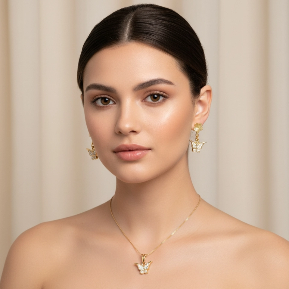 Conjunto Borboleta Radiante – Colar e Brincos Banhados a Ouro 18k com Zircônias - imagem 3