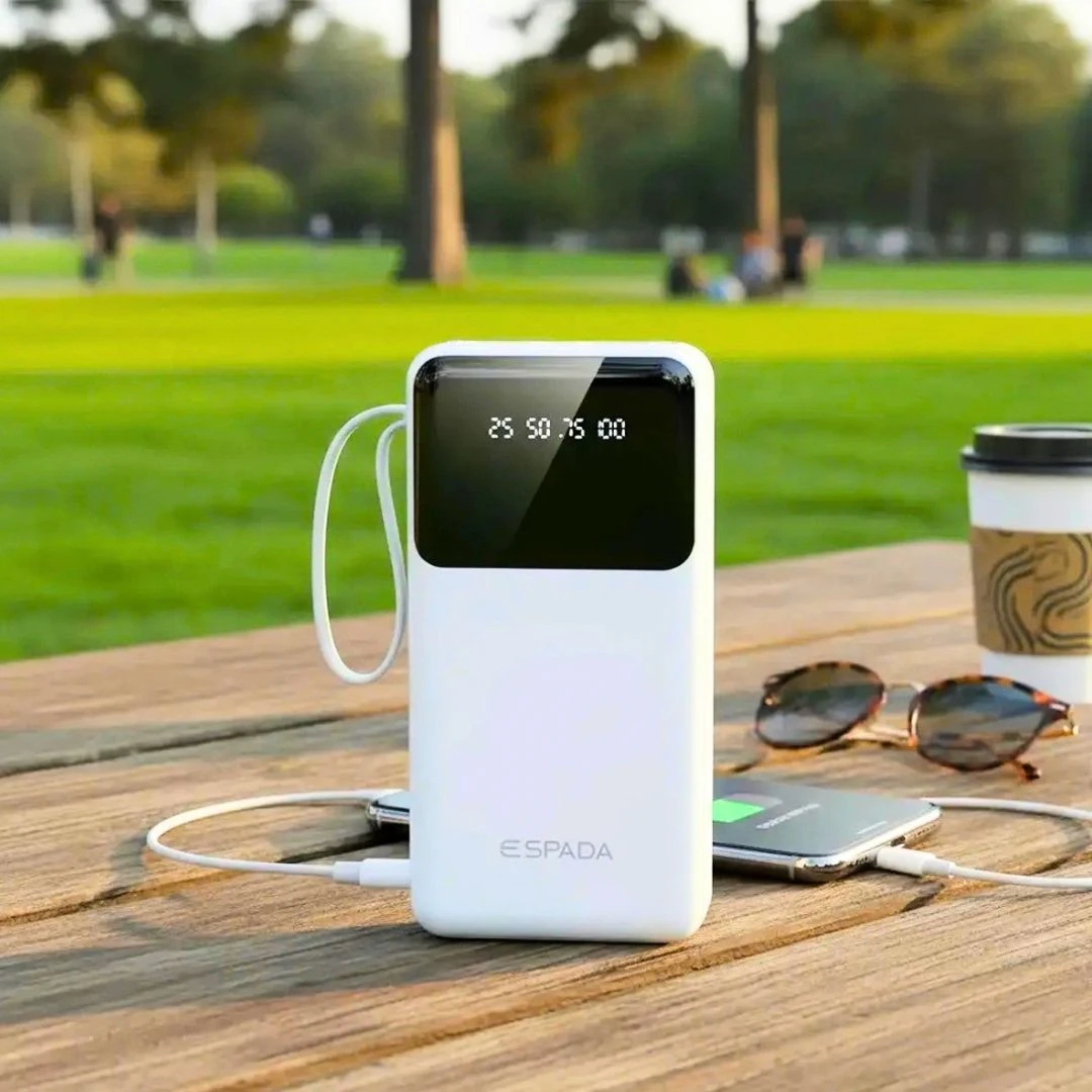 Carregador Portátil Powerbank Com Visor 10000mAh 4 cables de carga rápida PD para Android e iOS e Lanterna Espada BTE-90E - 9
