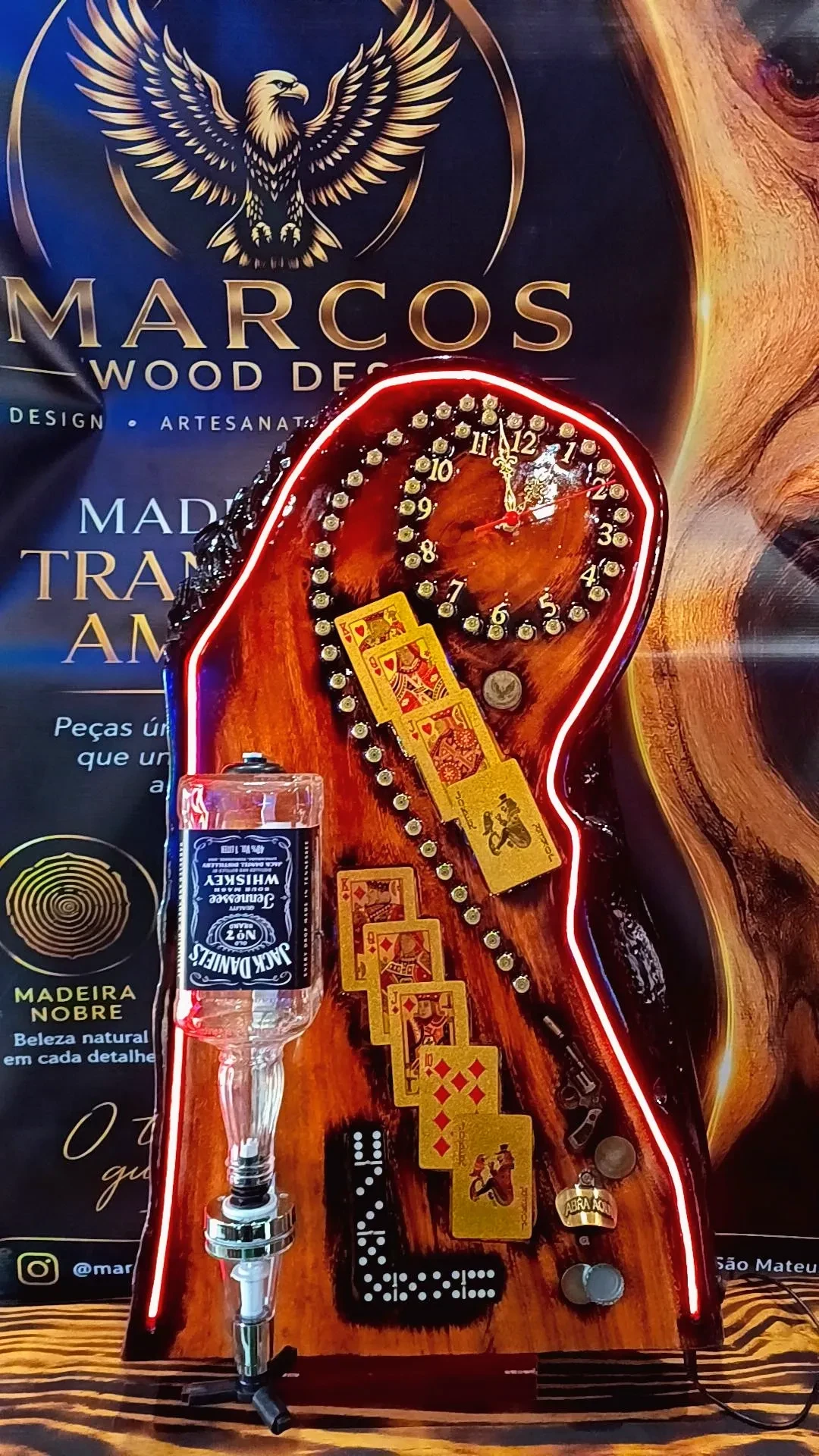 Porta Bebidas com Dosador, Abridor Magnético e Relógio Magnata - 4