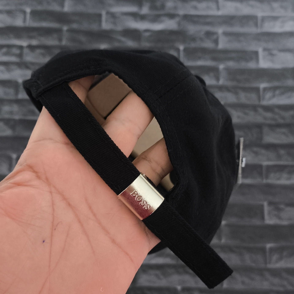 Boné Hugo Boss - Preto - 2
