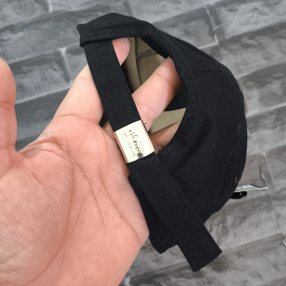 Boné Hugo Boss - Preto - 2