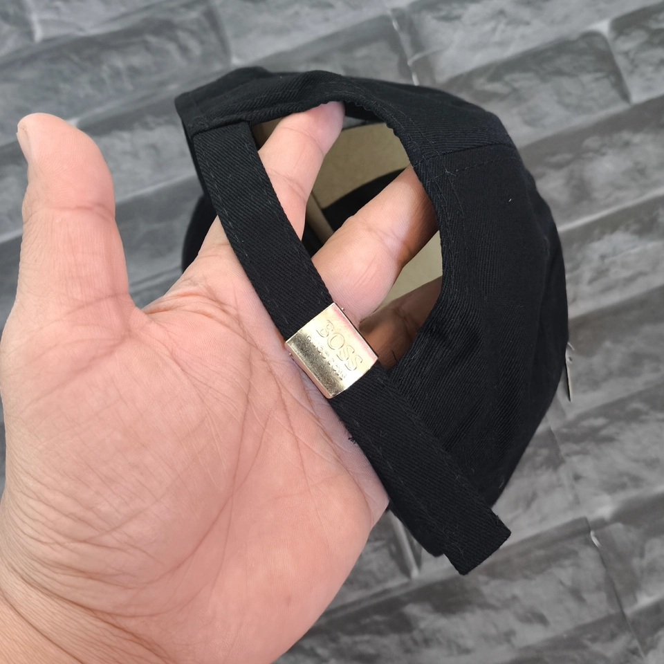 Boné Hugo Boss - Preto - 2