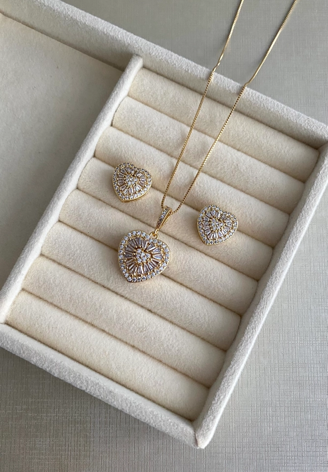 Conjunto Coração Cravejado Zircônias Baguetes - 7