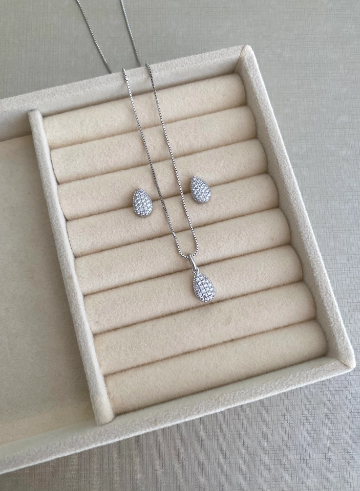 Conjunto Gota Cravejada P - 3