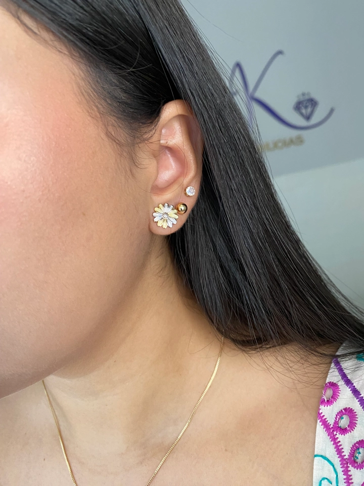 Conjunto Flor Pequena Dois Banhos - 3
