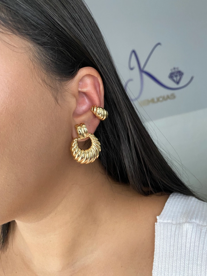 Piercing Fake Croissant