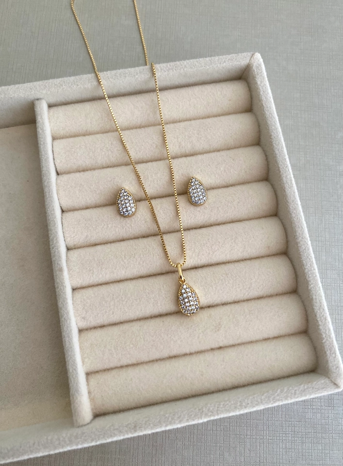 Conjunto Gota Cravejada P