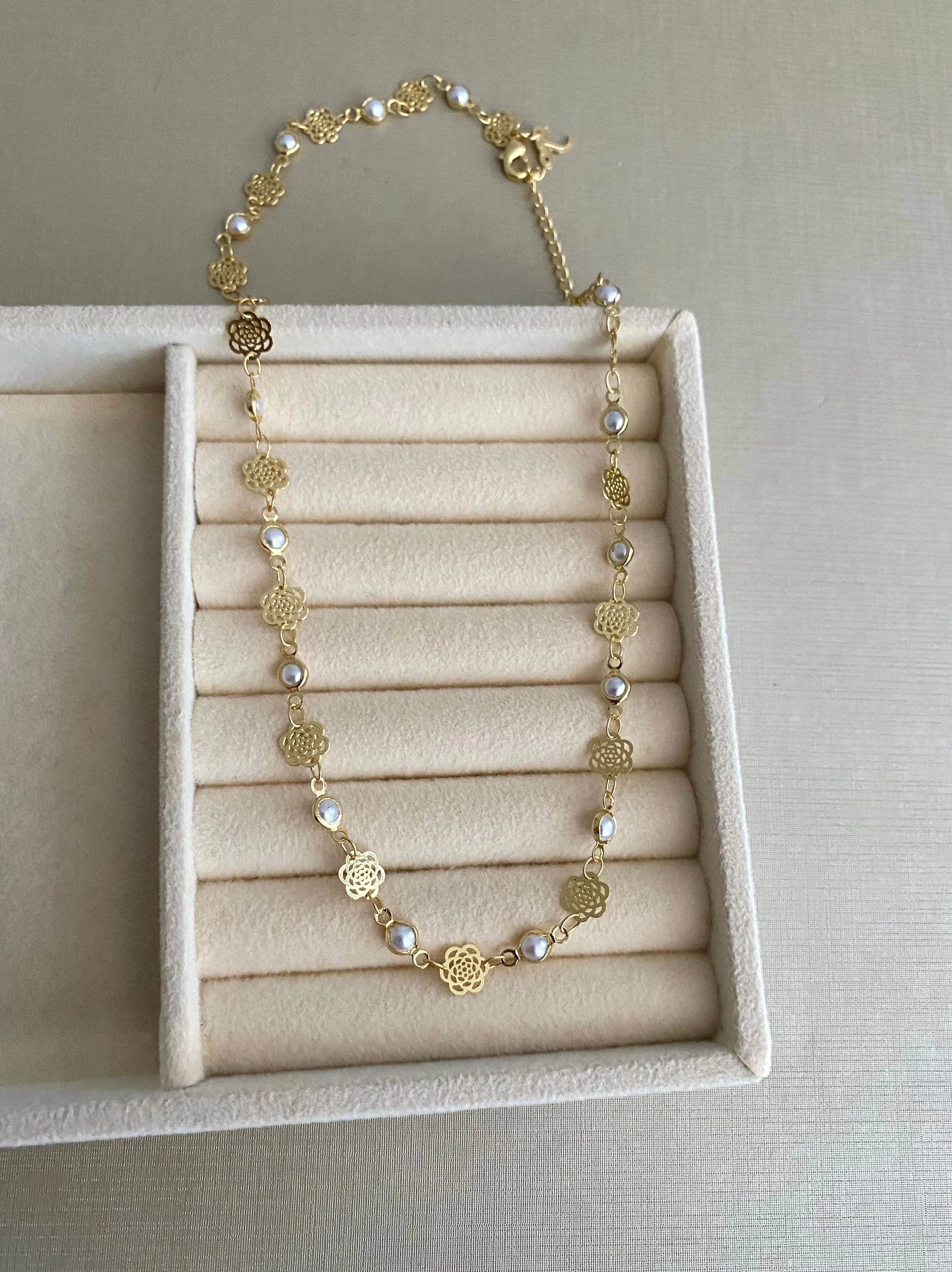 Choker Flor Vazada com Pérola - 3