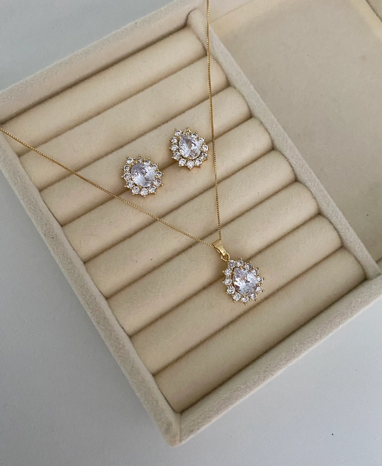 Conjunto Gota Cravejada Cristal - 1