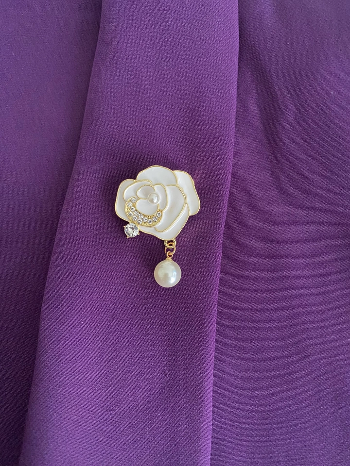 Broche Flor com Pérola Pendurada (Biju) - 3
