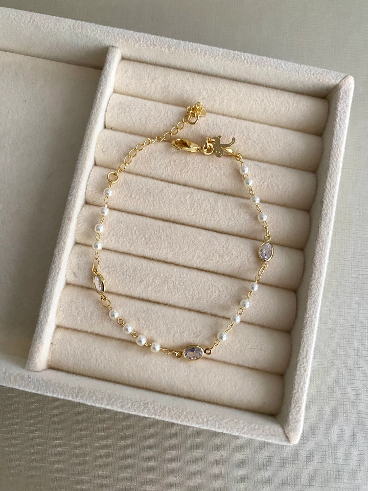 Pulseira Pérolas com Ponto de Luz - 2