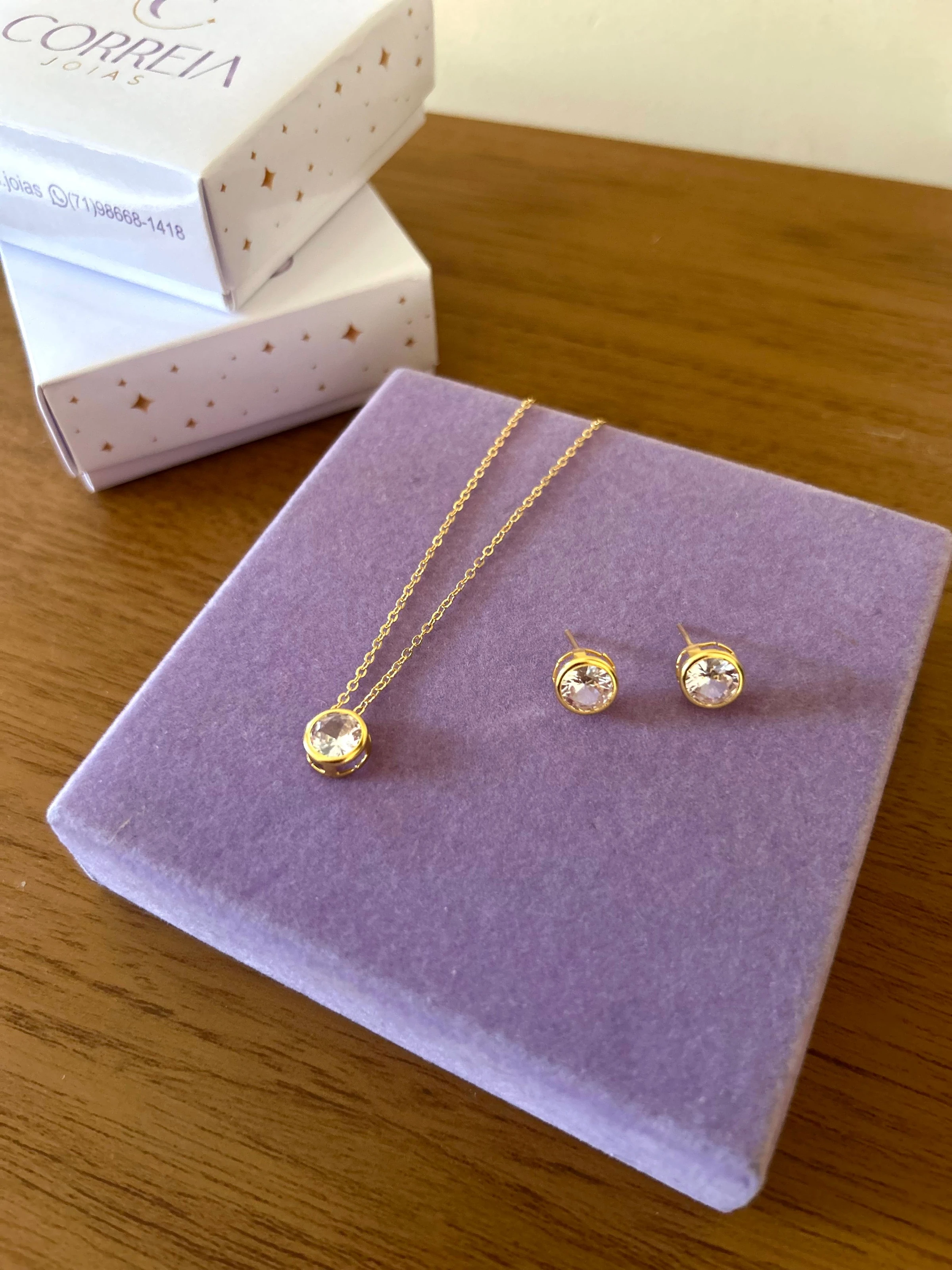 CONJUNTO PONTO DE LUZ FOLHEADO A OURO - 2