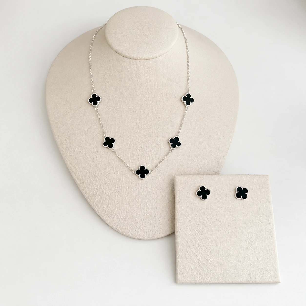 Conjunto 5 Trevos (Antialérgico) Prata C/ Preto - 2
