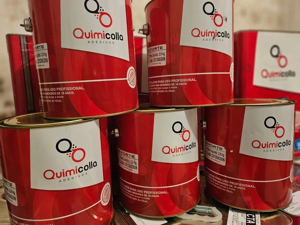 COLA DE CONTATO QUIMI FORTE LATA 2,8 Kg - (Para Cada 10m² de Grama consome 1 Lata)   - 2