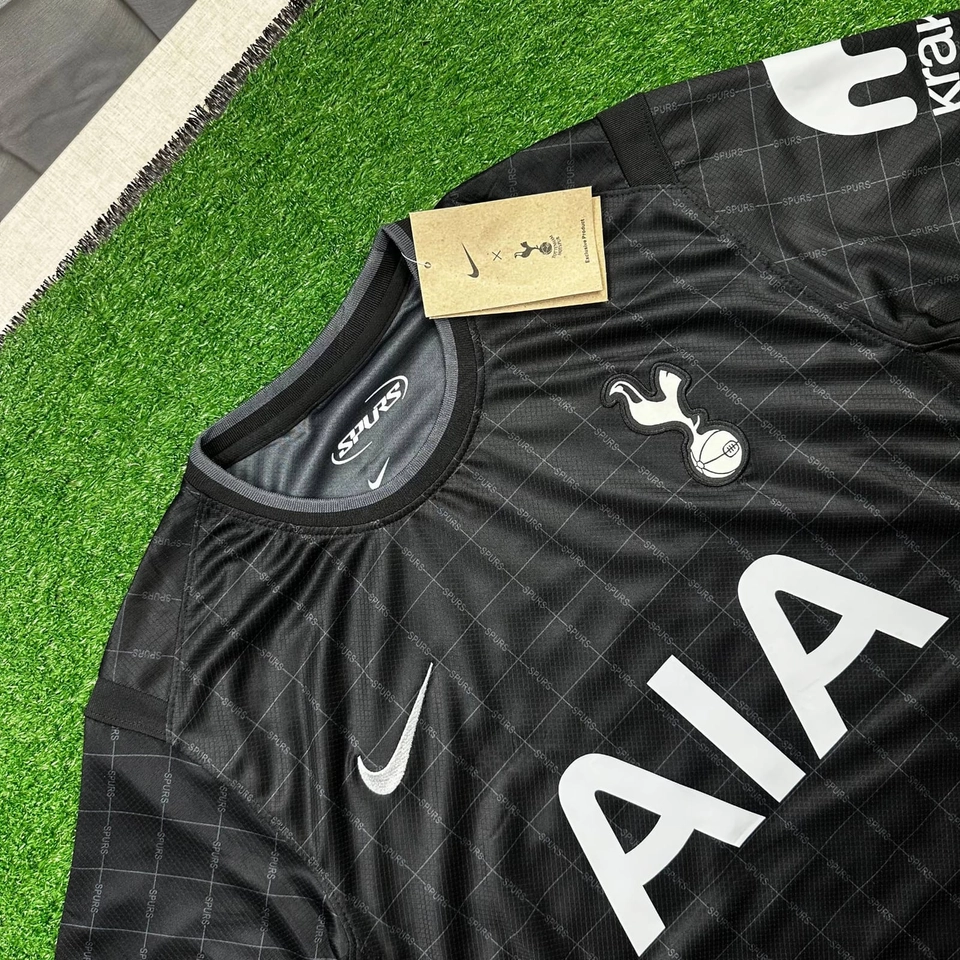 Tottenham II 25/26 - 5