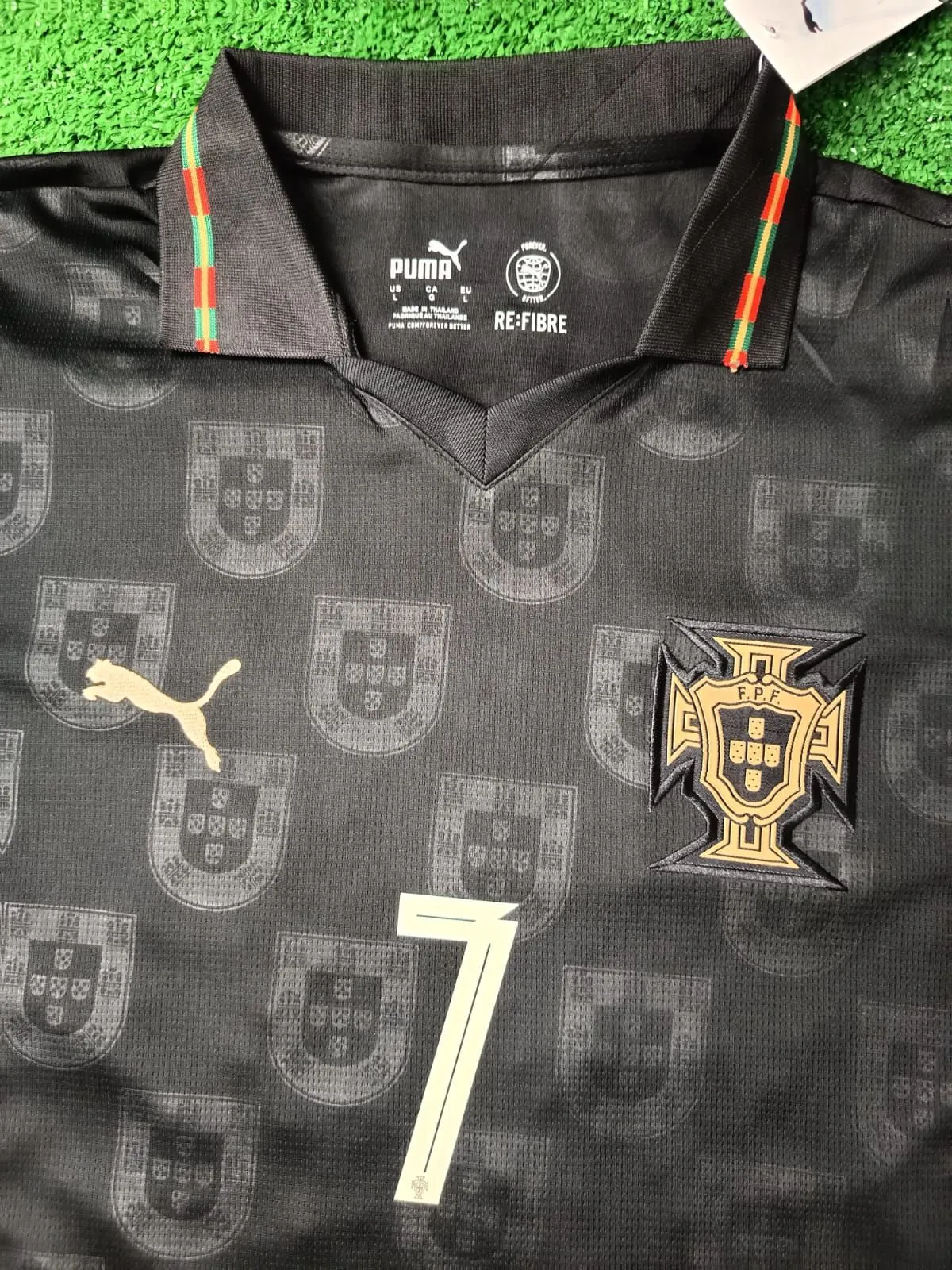Portugal Pantera Negra 25/26 + Ronaldo 7 - 3