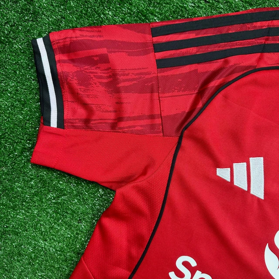 Manchester United I 25/26 - 7