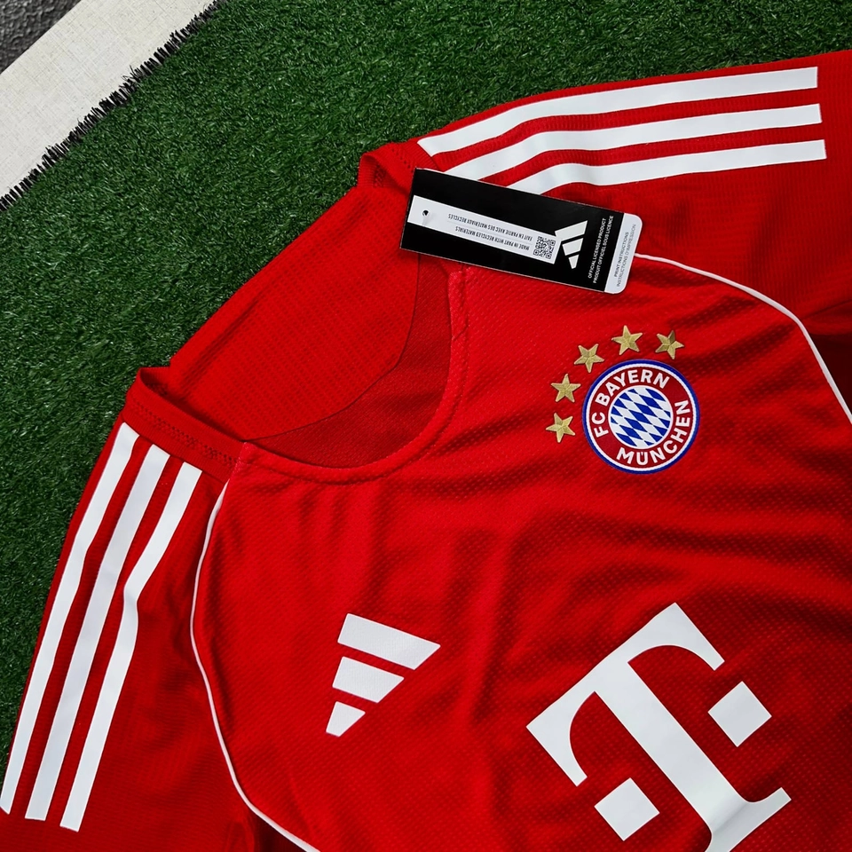 Bayern I 25/26 Jogador - 5