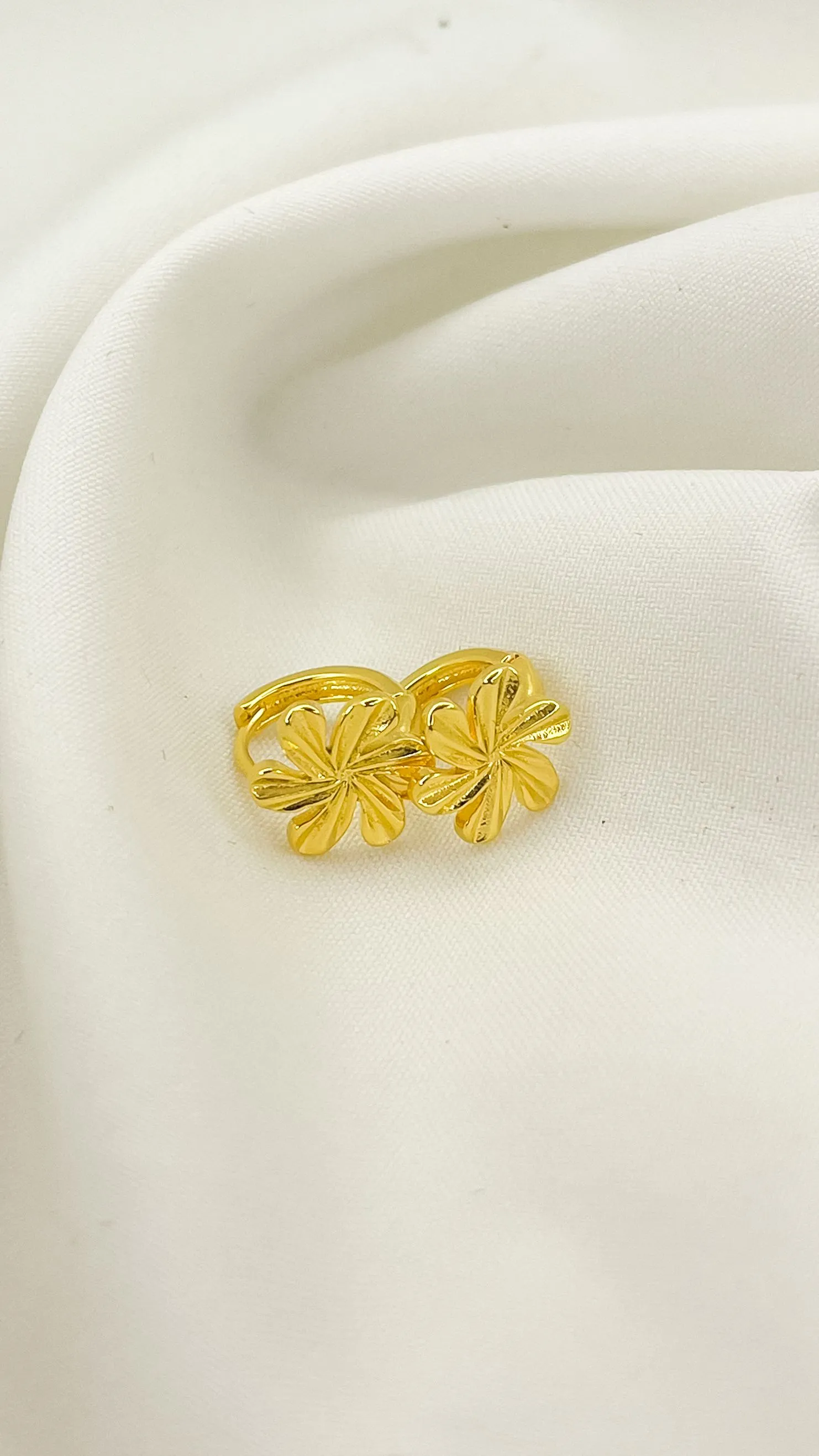 Brinco Argolinha Flor Doce - 1