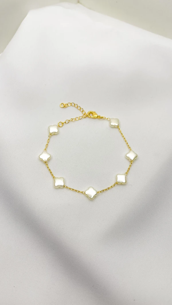Pulseira Pérolas Trevos