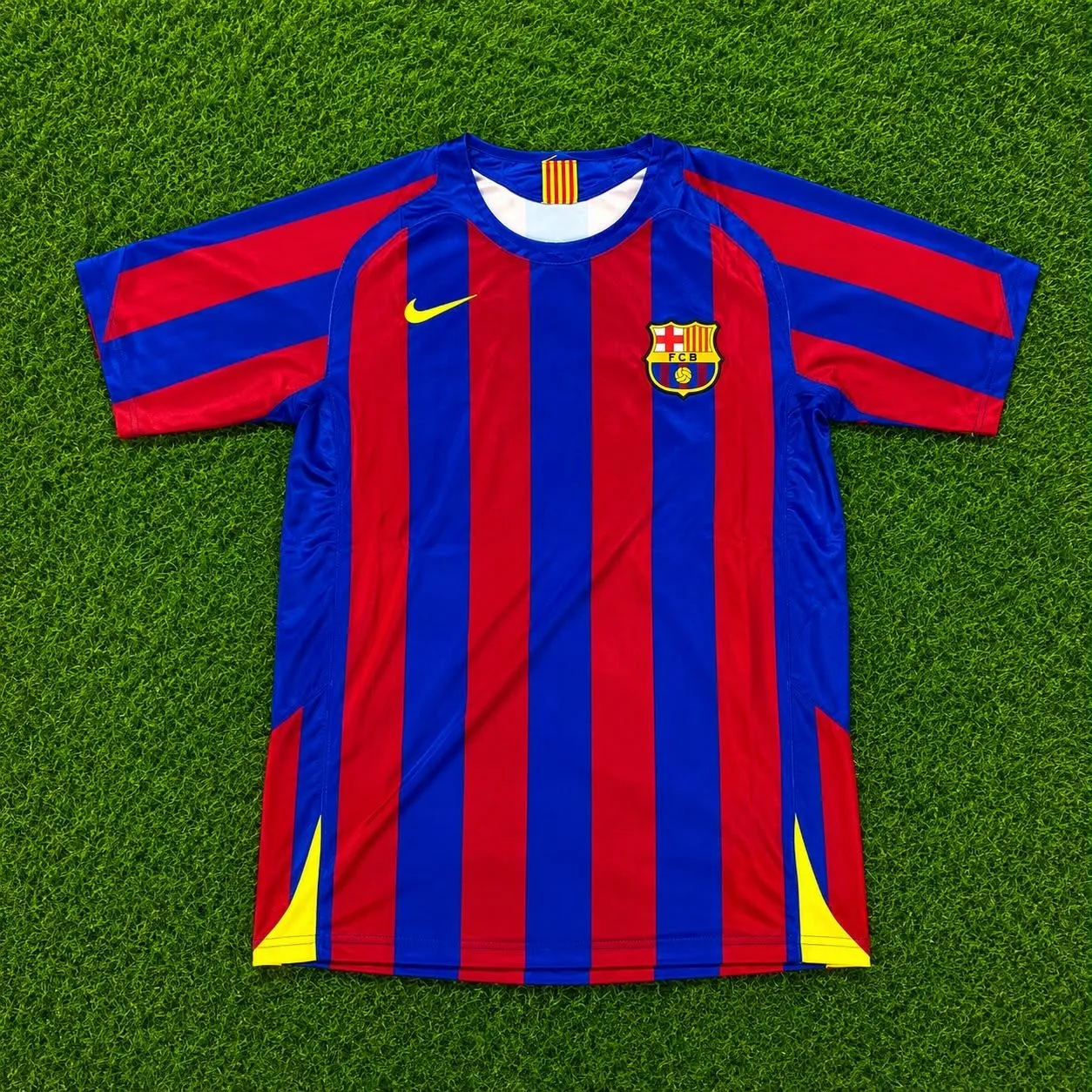 BARCELONA RETRÔ - RONALDINHO GAÚCHO (TAILANDESA) - 1