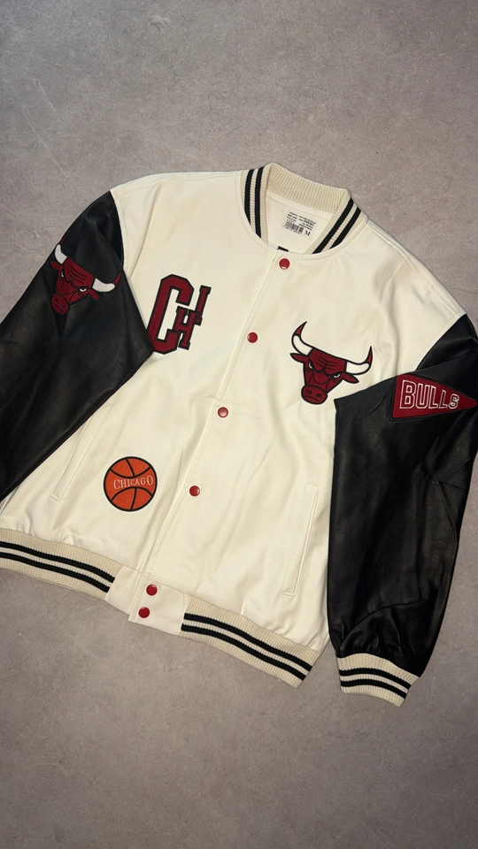 Jaqueta college Boxer Bulls  - 1