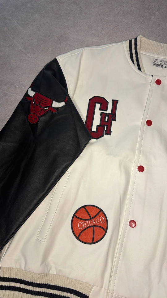 Jaqueta college Boxer Bulls  - 3
