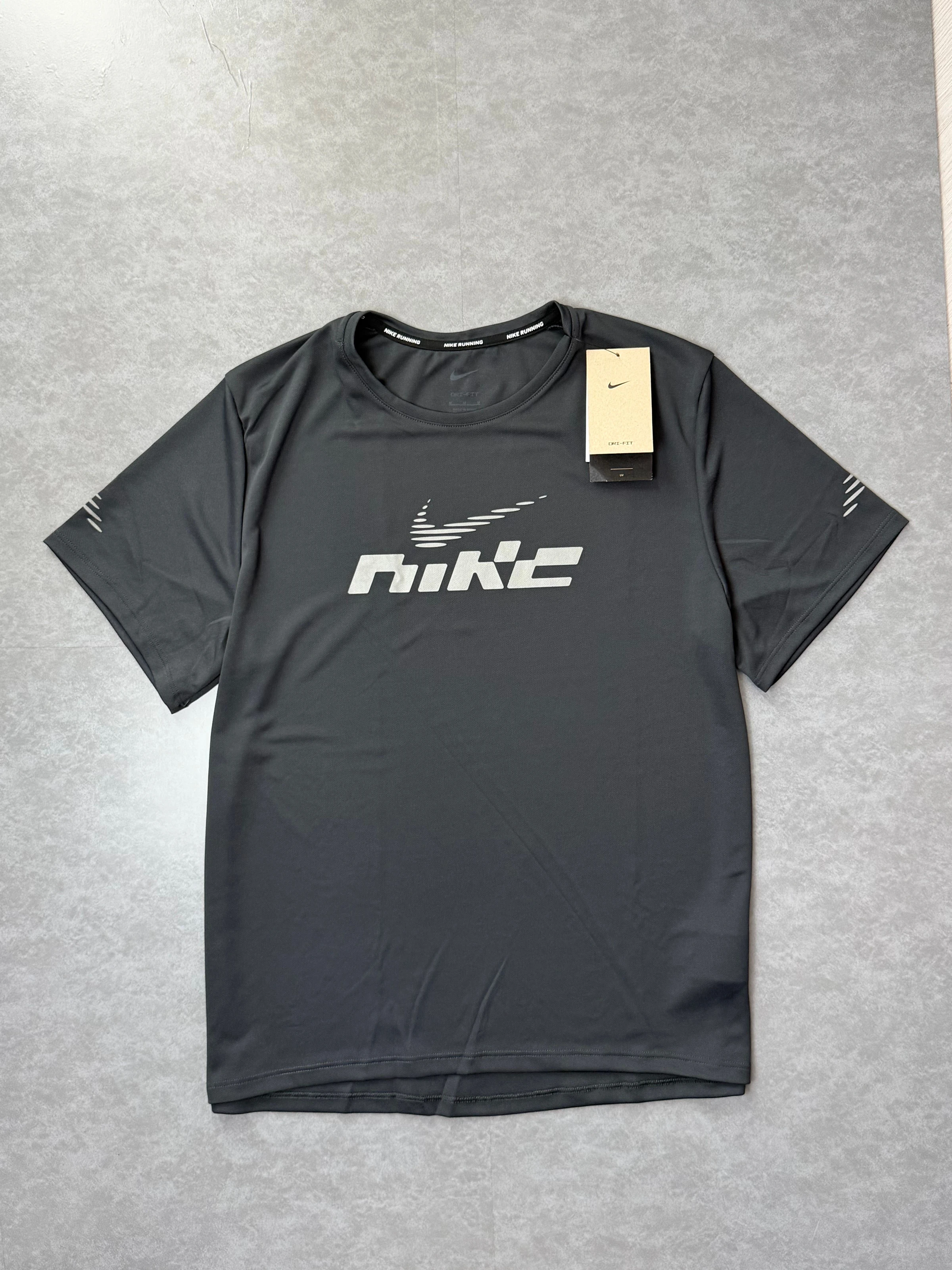 Camiseta Nike Dri-fit  - 1