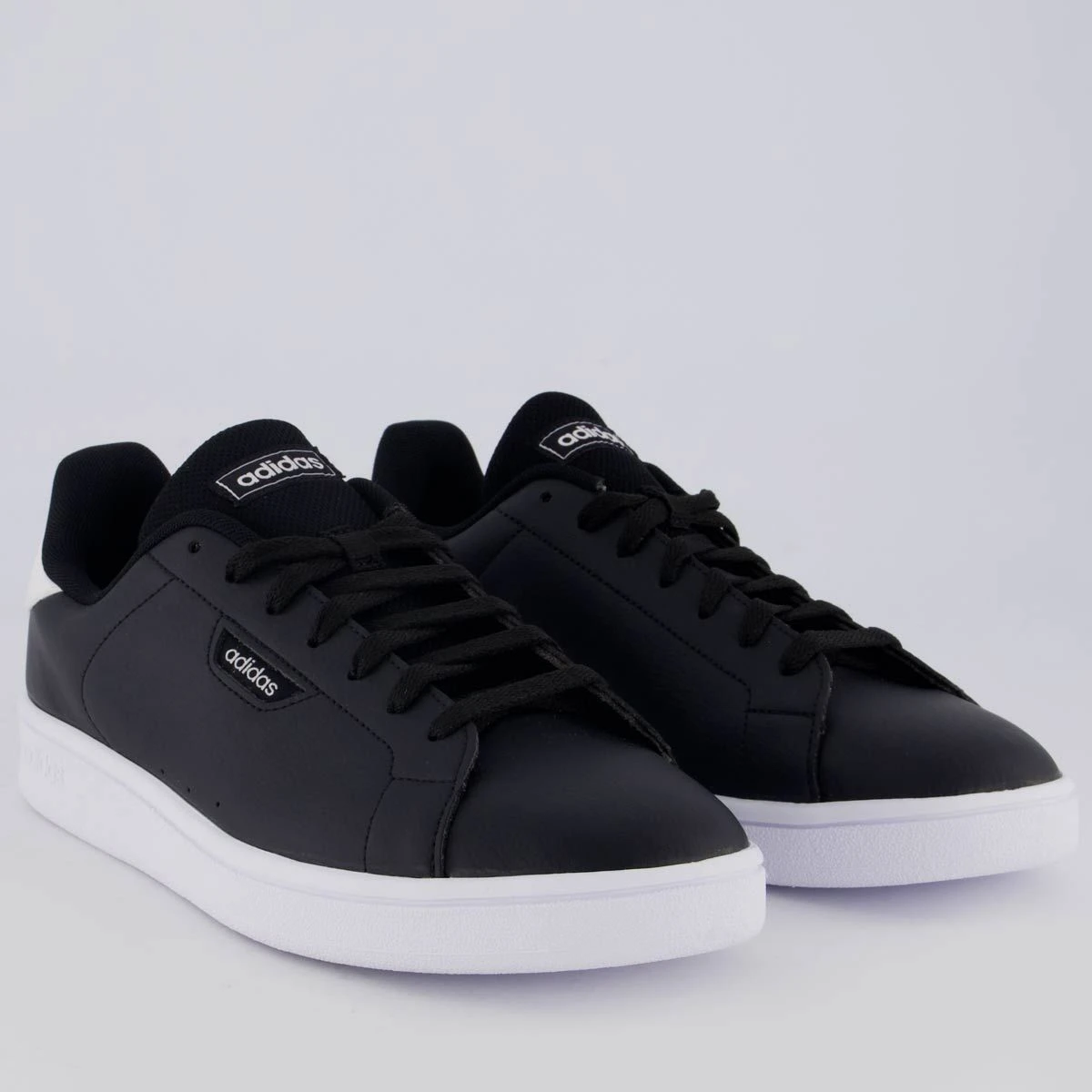 Tênis adidas urban Court  - 2