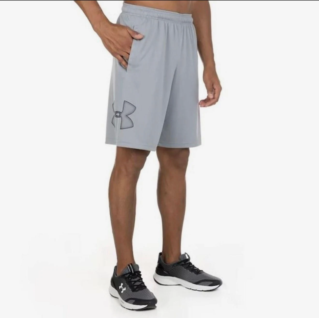 Bermuda under Armour cinza  - 1