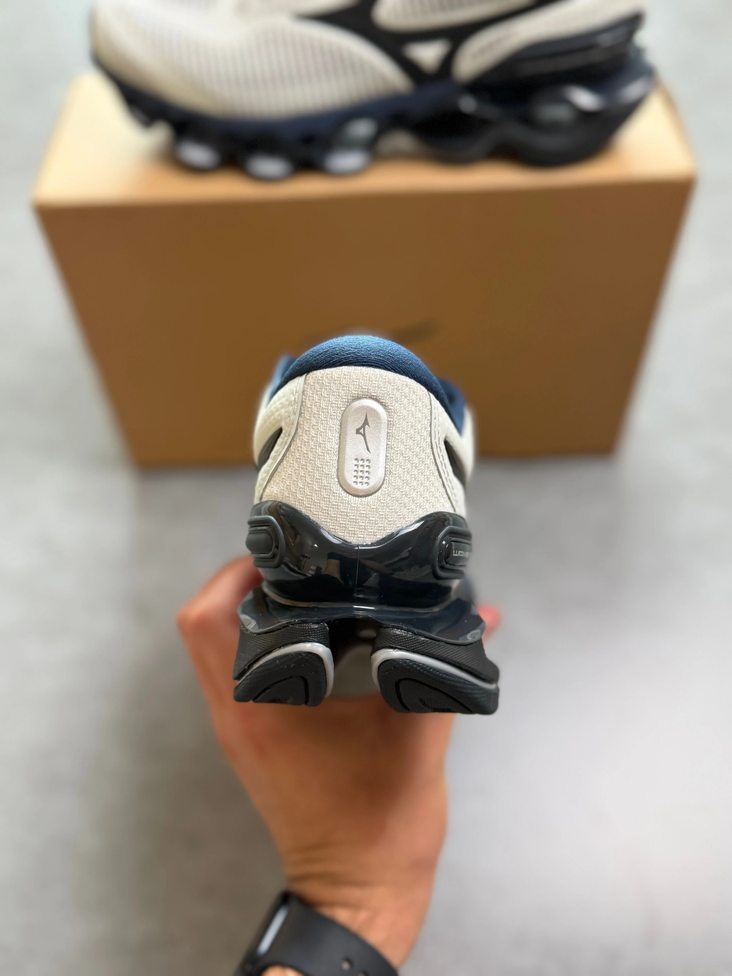 Mizuno prophecy 15 offwhite/marinho - 5