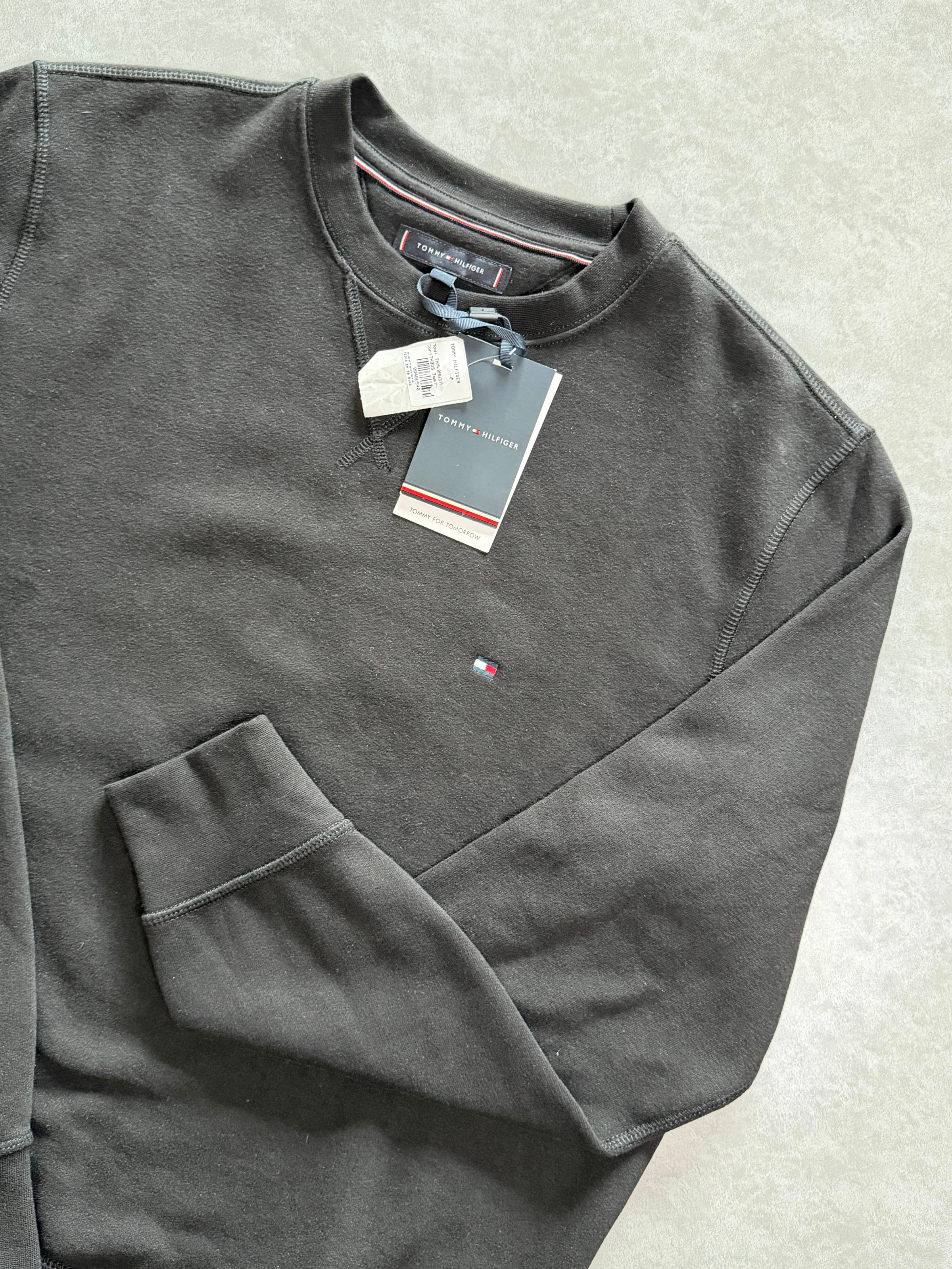 Moletom Tommy Hilfiger preto  - 2