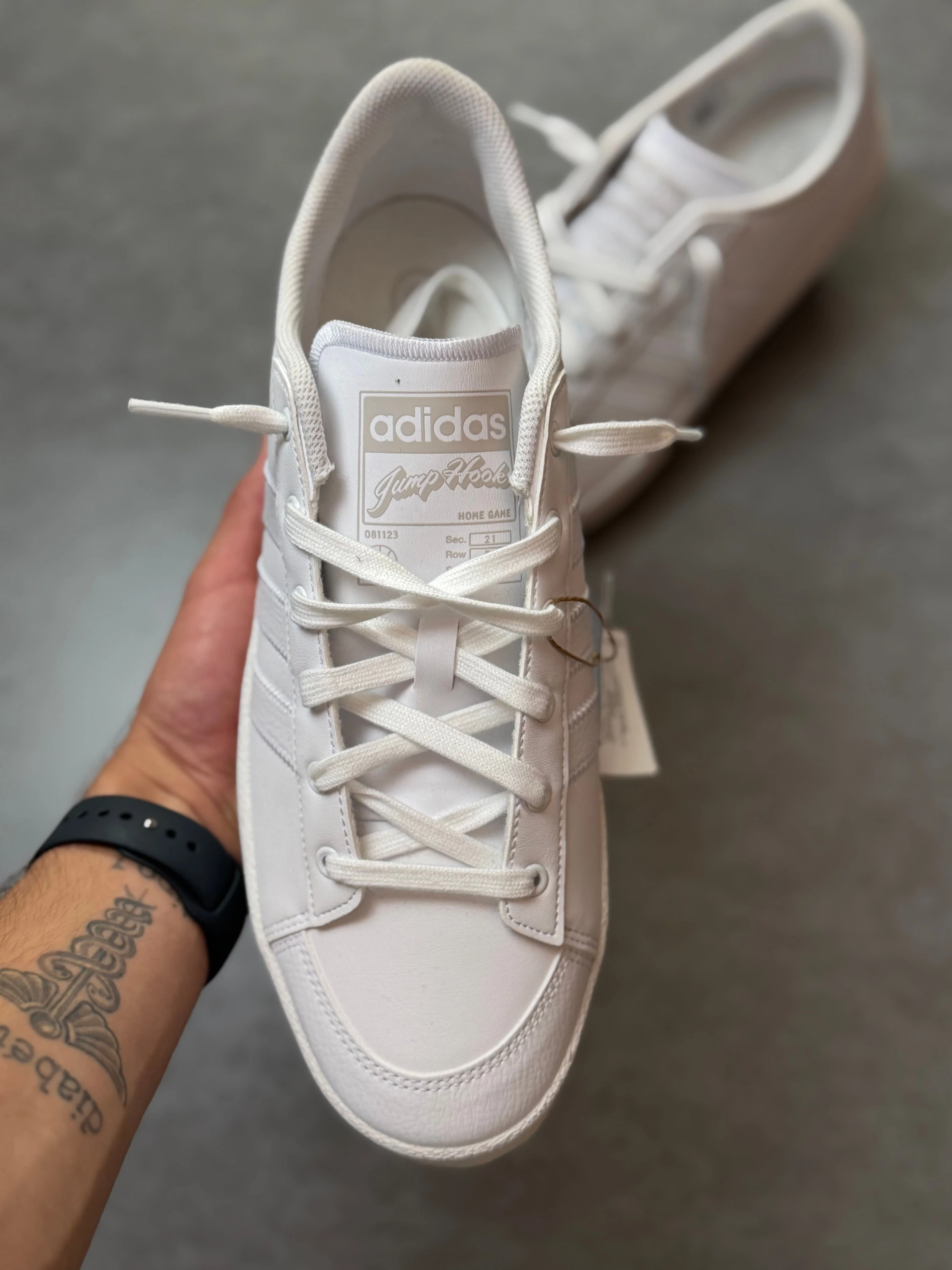 Tênis adidas “jump hook”  - 5