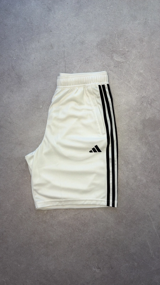 Shorts adidas 3stripes  - 1