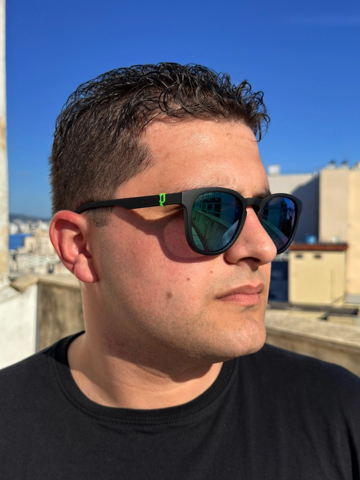 Óculos Solar Police – Estilo Urbano e Atitude em Preto Fosco - imagem 1