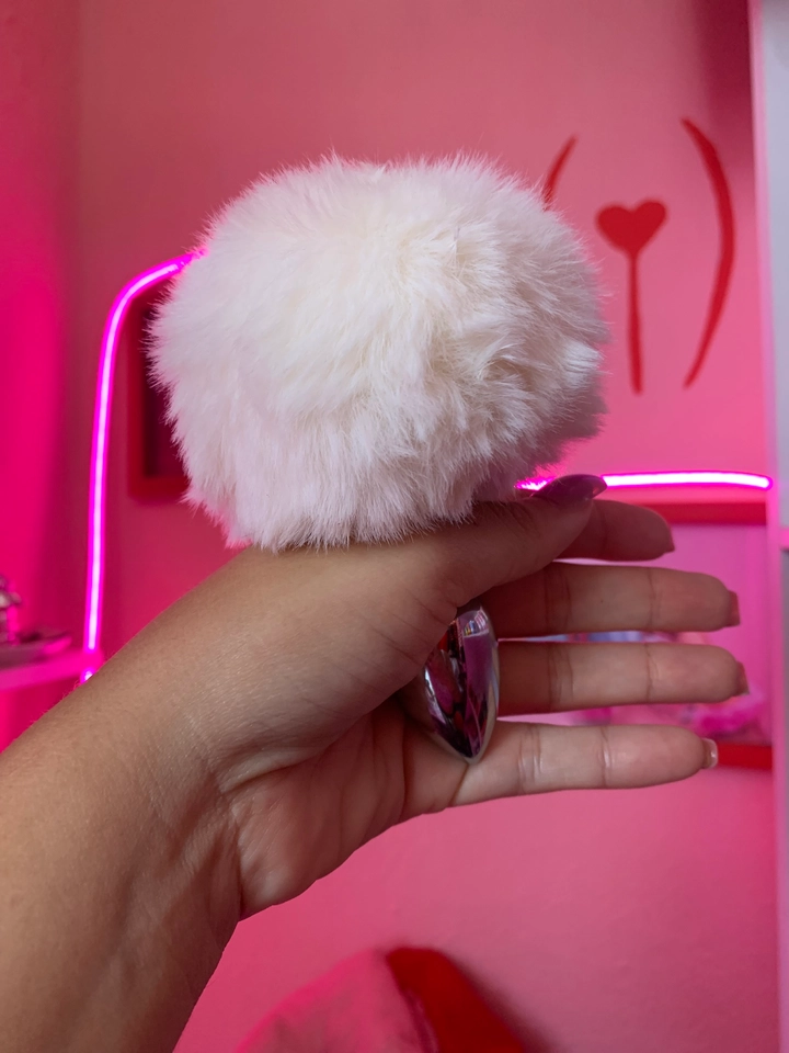 Plug P pompom  - 2