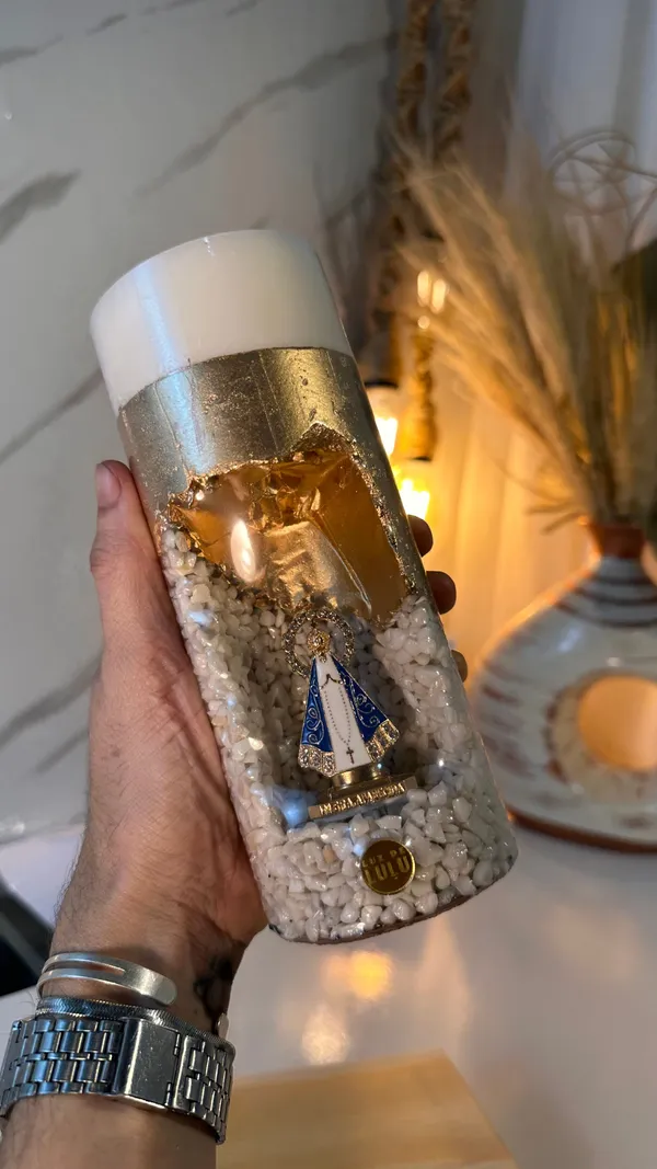GRUTA DALOMITA NATURAL COM DOURADO  - imagem 2