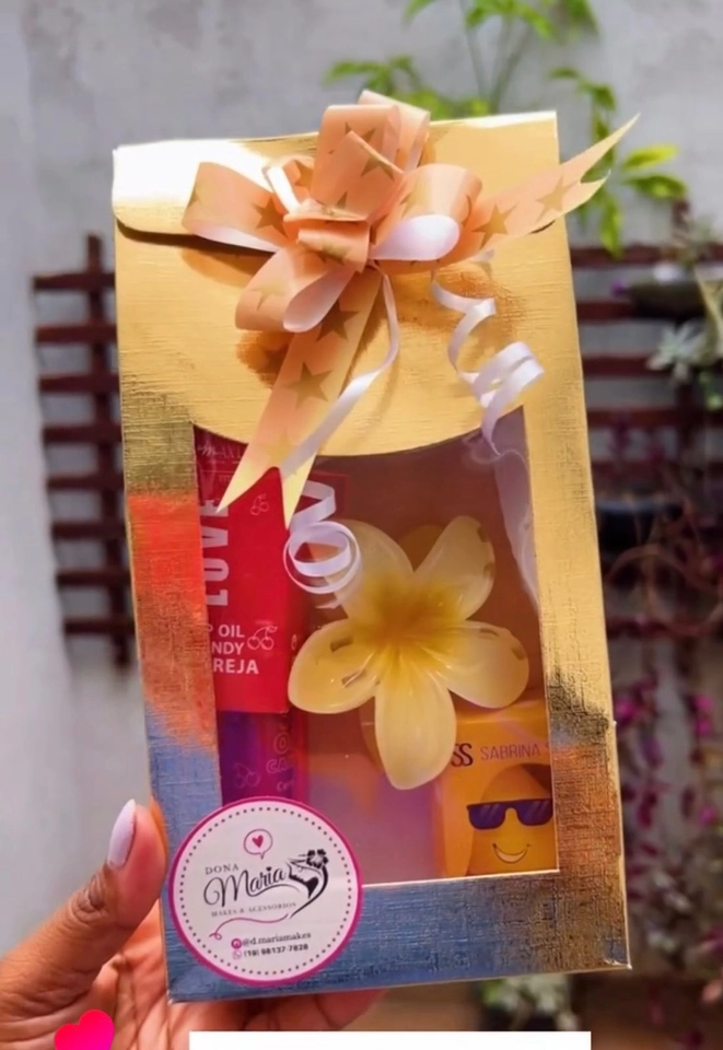 Caixa Dourada Presenteável
