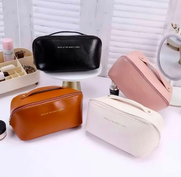 Necessaire Feminina de Maquiagem 