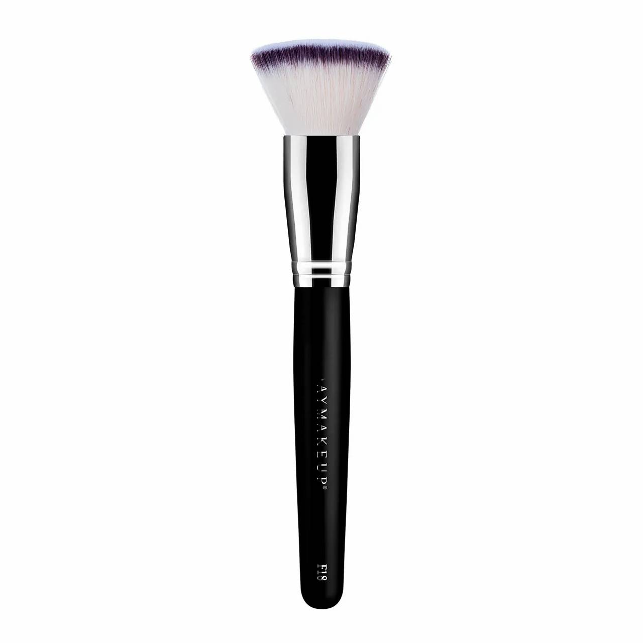 Pincel F18 KABUKI FLAT TOP FIBRA OPTICA -  DAYMAKEUP - 1