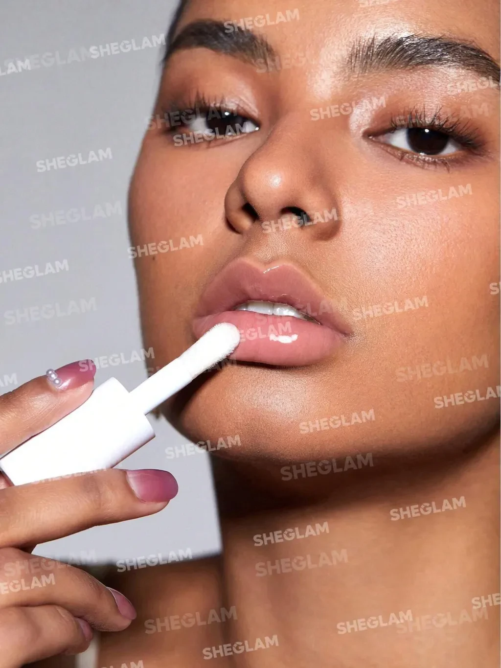 Jelly Wow-Berry Lip Oil Loco for Coco - SHEGLAM - 2
