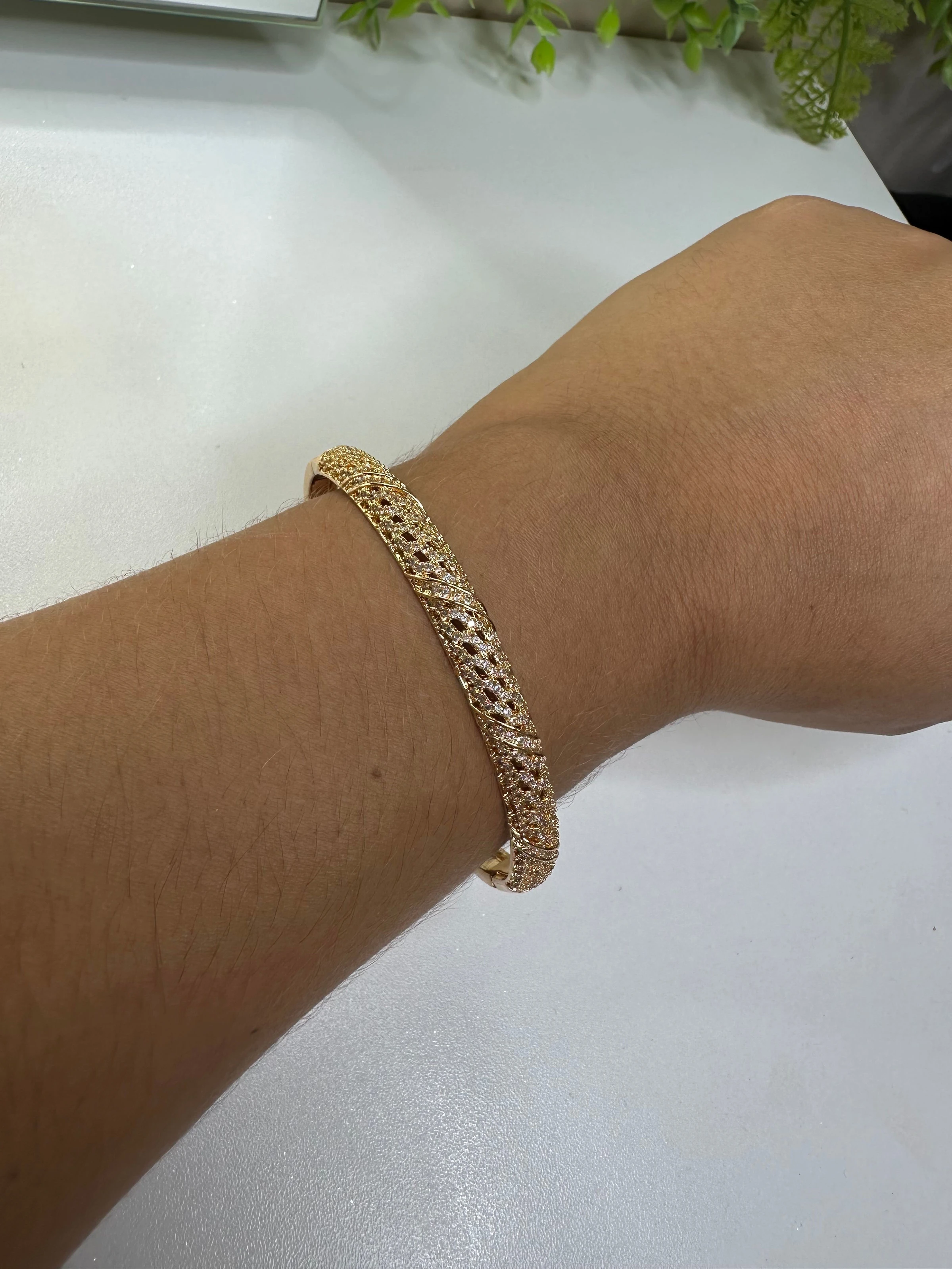 Bracelete aço inoxidável dourado - 1