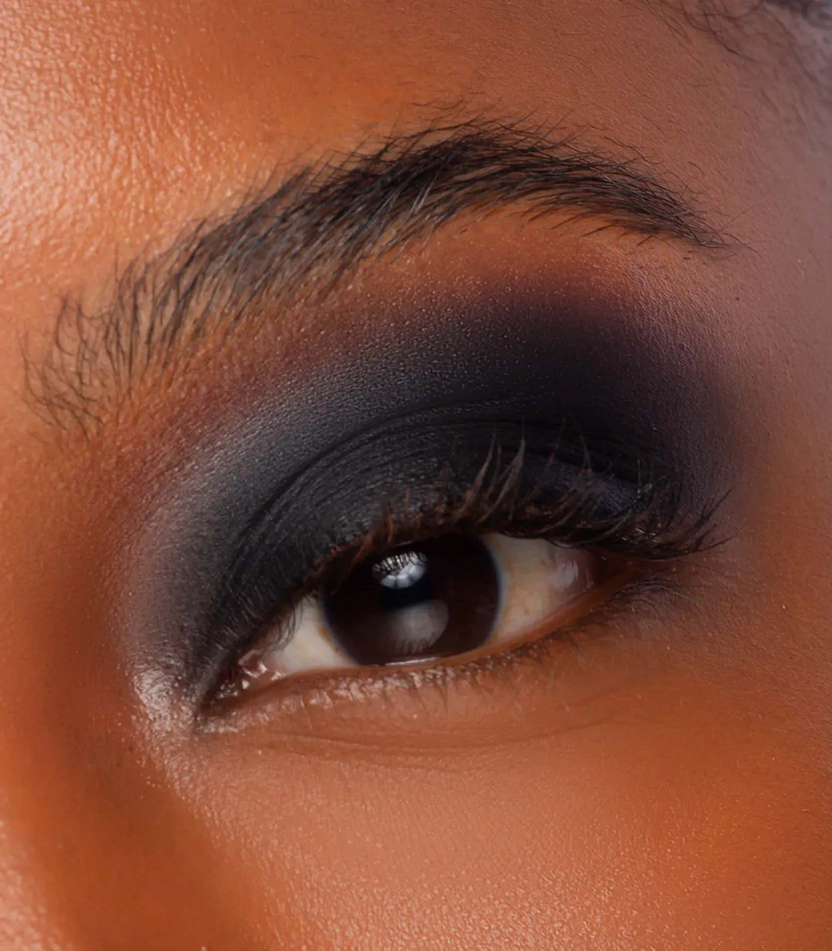 Sombra líquida Eye paint Velvet black - DAILUS  - 2