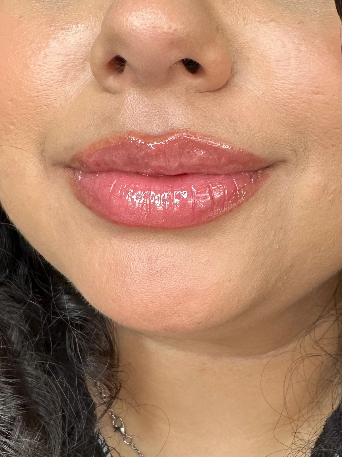 Gloss labial com chaveiro cor 04 - Sarah’s Beauty  - 2