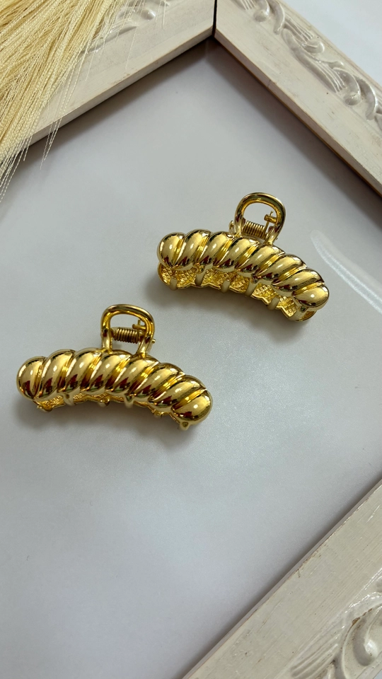 Pregadeira orgânica- dourado  - 1